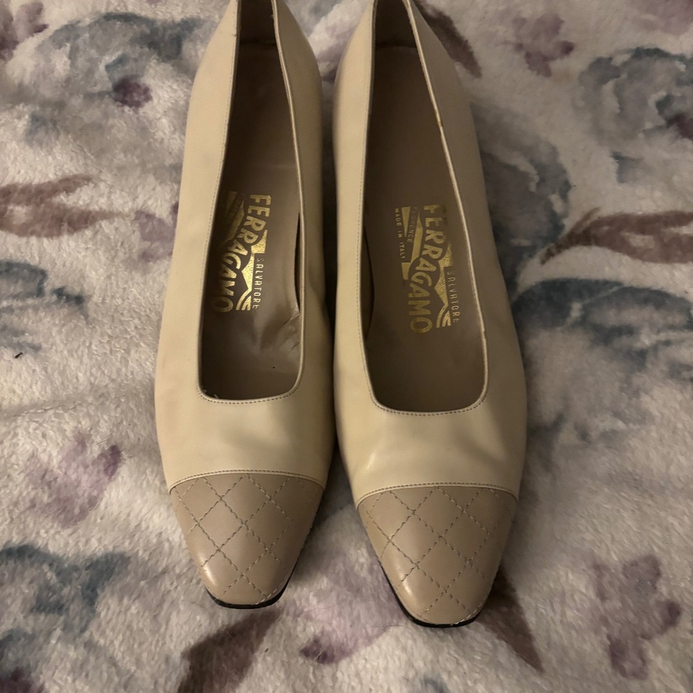 Ferragamo Ladies shoes